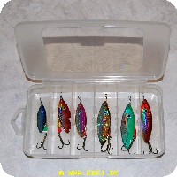 3821324 - 6 forskellige spinnere i praktisk grejæske nr. 1-4 (Se billede)