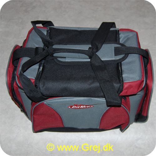 028632190548 - Berkley taske med 4 bokser i - Str.: 45x28x27cm - Grå/Rød - 3 udvendige lommer - Toplomme med termoforing - Skulderrem og bærehåndtag