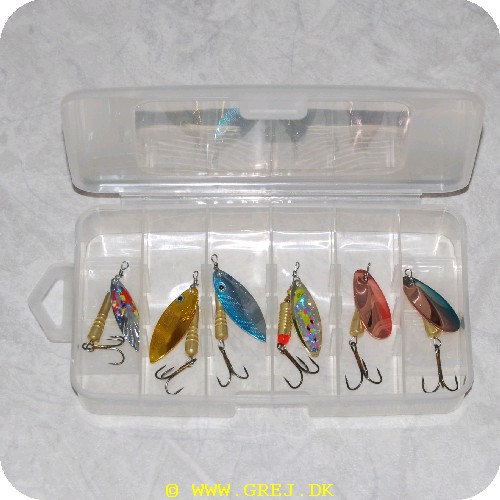 3821333 - 6 forskellige spinnere i praktisk grejæske nr. 2-3 (Se billede)