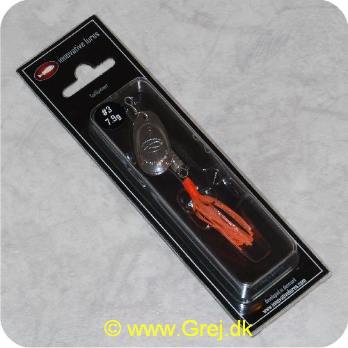 5704241000328 - Innovativelures Wriggle Tail - Str. 3/ 7,9 gram - Sølv med orange hale - Fremragende til at jig-spinfiske ørreder, aborre i søer eller havørreder og laks i åen. - Ved jævnligt at bruge spinstop og nøkkende bevægelser bliver spinneren til en uimodståelig jig.