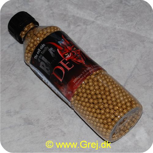 5707843034951 - Devil BB Kugler til Hardball våben - 0.40g - Farve: Mørke grå - 3000 stk. - Cal 6 mm. - +/- 0.01mm.<BR>
Kugler som skyder langsommere end 0.20 men slår hårdere. og pga. deresmørke farve er sværre at følge i luften fra hvor de bliver affyret.